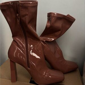 Glossy Heeled Boots 6.5